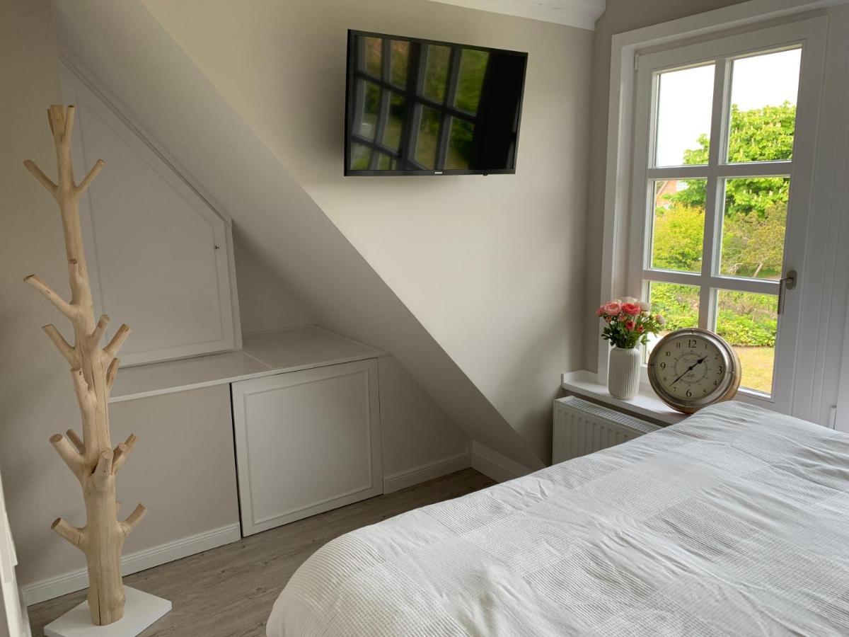 Keitum - Hochwertig Und Gemuetlich Wohnen Unter Reet Apartment Exterior foto